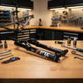 FOX Service Set 34 27.5in 160 Shiny Black. Lower Leg Assy für präzisen Federgabelservice am Mountainbike.