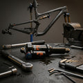 FOX Service Set 34 Grip2 VVC Kartusche 150mm für präzisen Federgabel-Performance-Service. Optimiert dein MTB Fahrwerk.