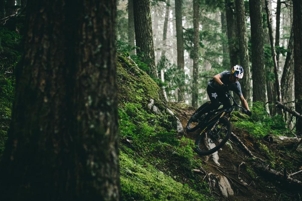 Santa Cruz Vala XT Di2 Lite RSV E-MTB Matte Carbon Sparkle, Carbon C, MX, 150 mm, Bosch Performance CX, 600 Wh, Reserve Carbon