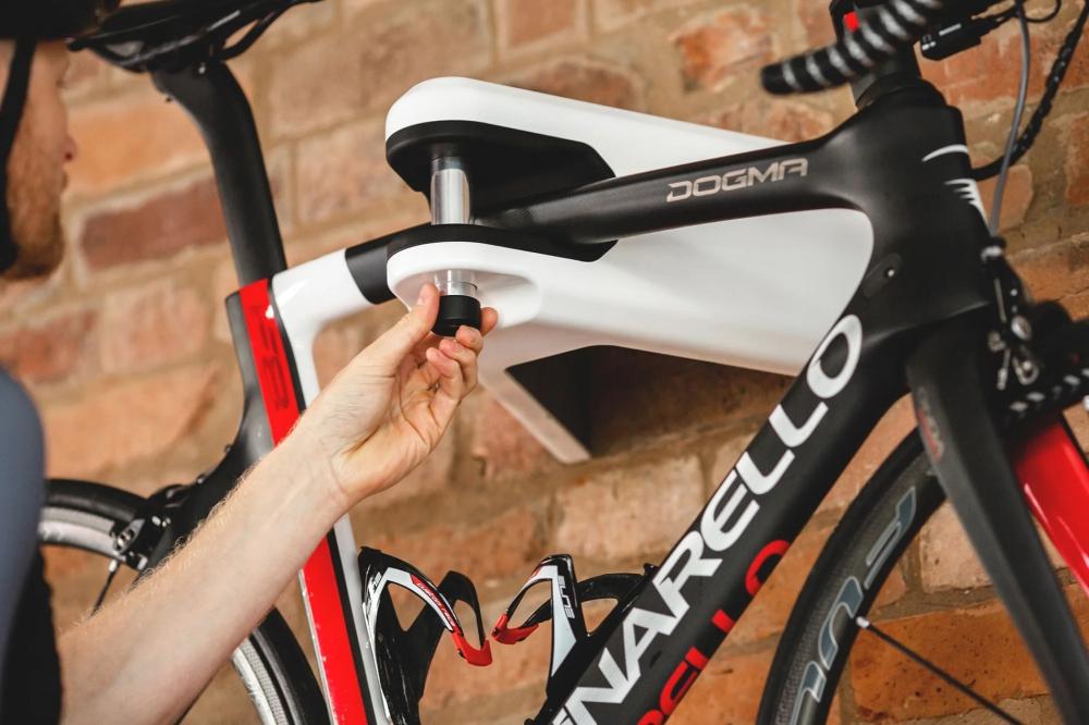 Hiplok AIRLOK Fahrrad-Wandhalterung mit Schloss - gehärteter Stahl - 30 Millimeter Sperrbolzen - Sold Secure Diamond - Innen Außen - grau
