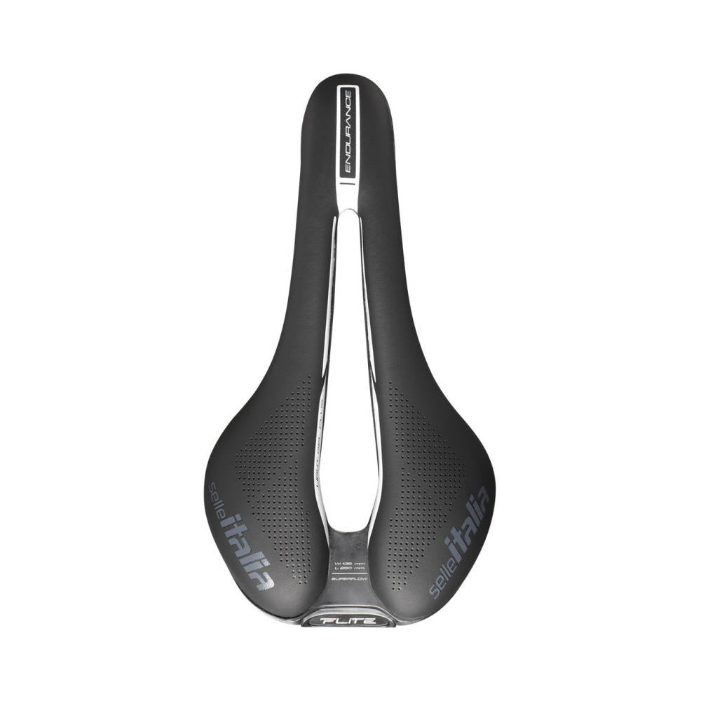 Schwarzer Selle Italia Flite Boost Endurance L3 Rennradsattel mit Superflow-Ausschnitt und Titan-Streben.