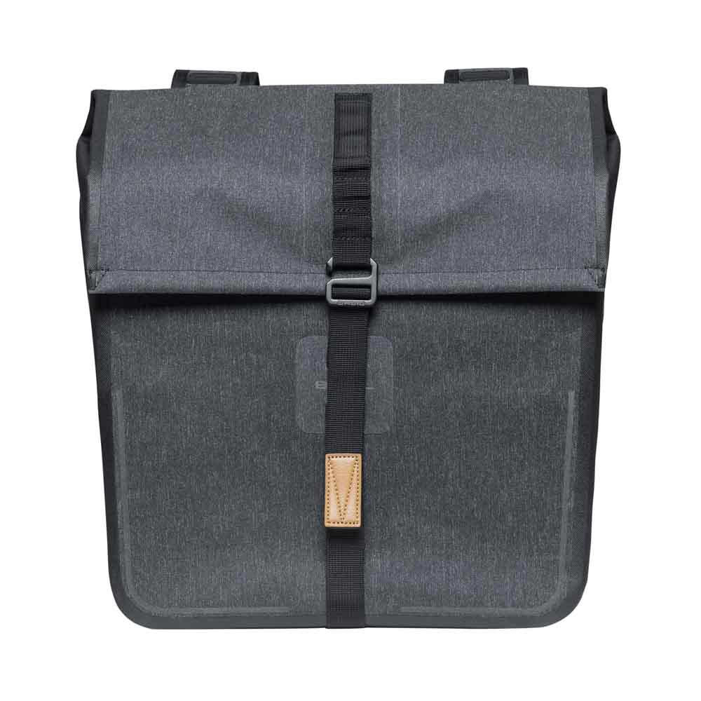 Basil Urban Dry Doppeltasche anthrazit 50l, wasserdichte Fahrradtasche mit Rollverschluss.