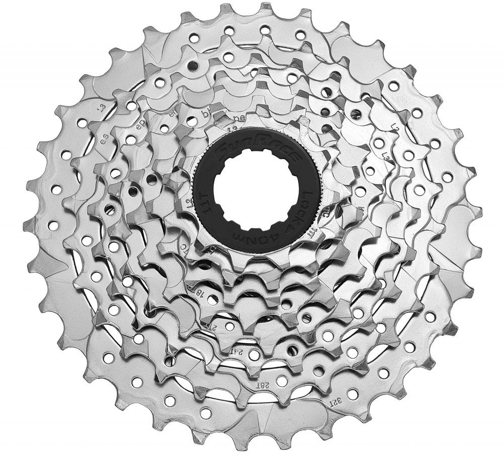 SUNRACE 8-fach Zahnkranzkassette 11-32T mit Nickelbeschichtung für MTB und Trekkingräder, präzise Schaltperformance.