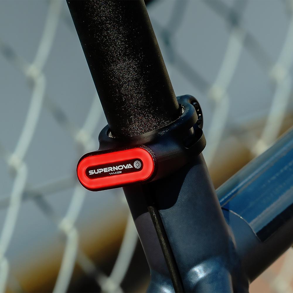 Supernova TL3 MINI SEATPOST CLAMP Rücklicht 12V 27,2 mm - kompakte Sattelstützenbeleuchtung