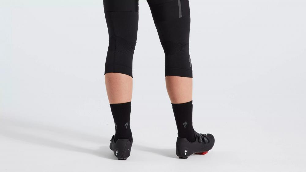 SEAMLESS KNEE WARMER BLK M/L - Nahtlose Knie-Wärmer in Schwarz - Bekleidung