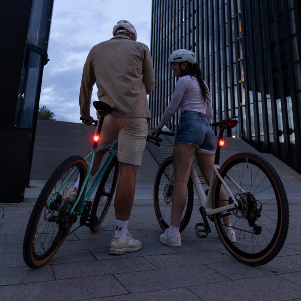Sigma Licht AURA 40 & HIRO 10 USB-C Akku-Beleuchtungsset, 40 Lux - Sicherheit für Schulwege