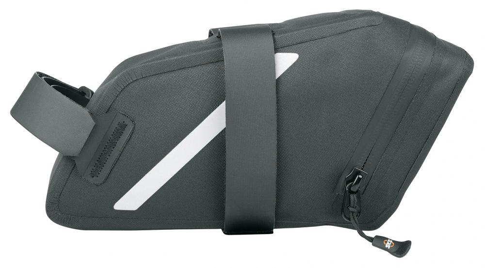 SKS Trail Saddlebag M Satteltasche schwarz, 900 ml, spritzwasserdicht, 115 g, 200 x 70 x 110 mm, reflektierende Elemente, Rücklichthalterung