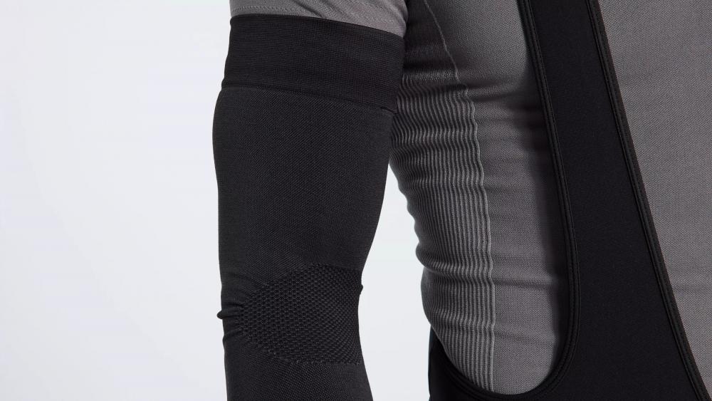 SEAMLESS ARM WARMER BLK M/L - Armwärmer - Bekleidung