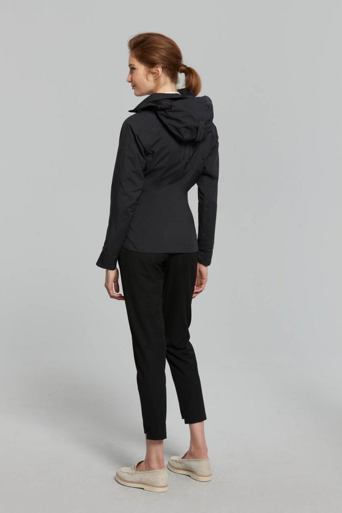 Basil Skane Damen Regenjacke schwarz L - atmungsaktiv & wasserdicht (10.000 WP/MVP) - T-Fabric mit DWR-Beschichtung taillierter Schnitt reflektierend & helmtauglich