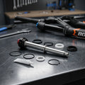 FOX Service Set Marzocchi Bomber Z1 Coil Federgabel Wartung. Präzise Ersatzteile für 27,5" 180mm MTB-Gabel von fihrradteile.com.