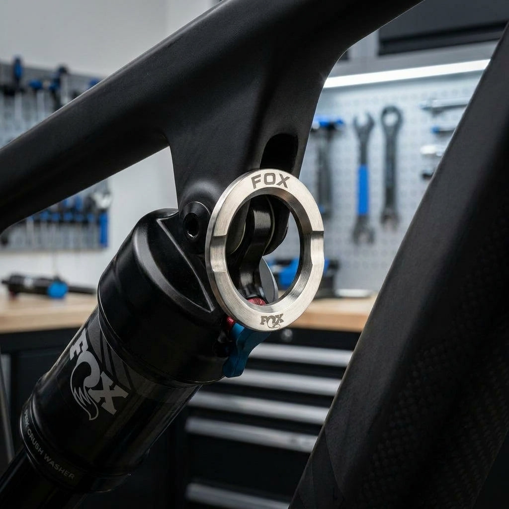 FOX Kit: Mounting Hardware Crush Washer aus Edelstahl für präzise Dämpferbefestigung. 10 mm / 59,94 mm. Fahrradteile.