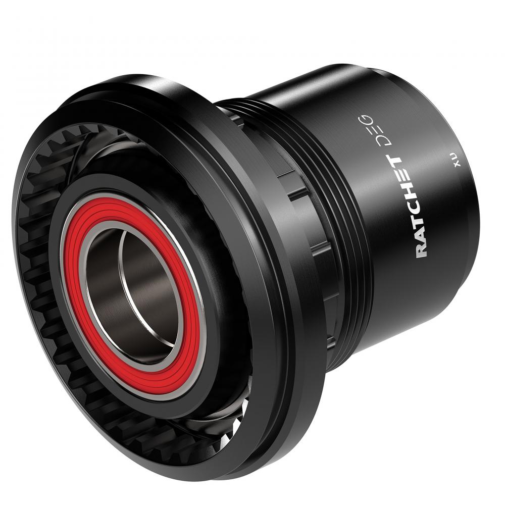 DT Swiss MTB Hinterradnabe 240 DEG Classic Schwarz mit Ratchet System für maximale Kraftübertragung.