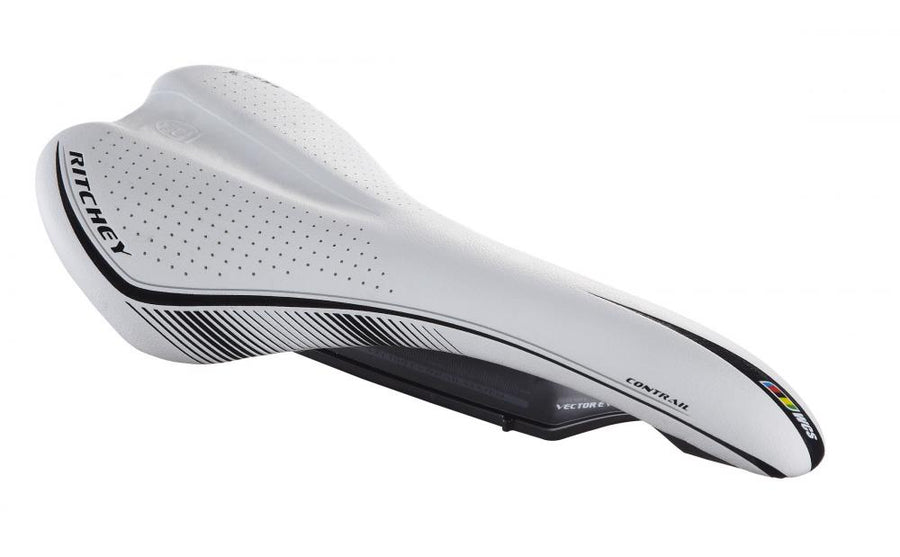 Ritchey WCS Contrail Vector Evo Fahrradsattel in Weiß mit schwarzen Streifen und perforierter Oberfläche.