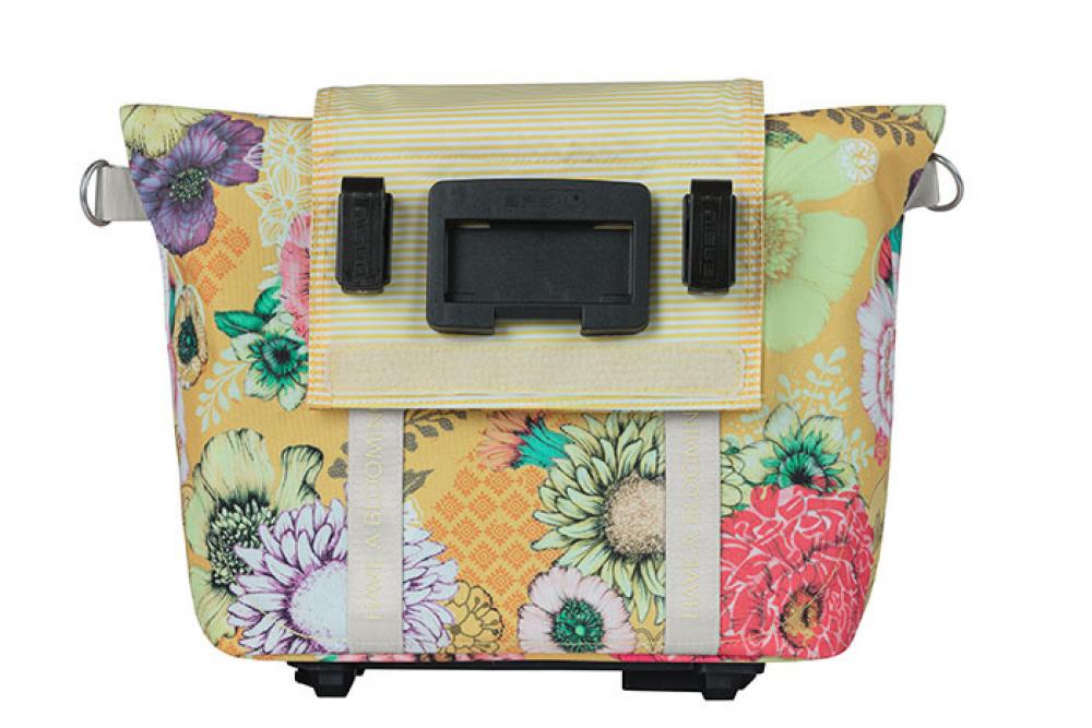Basil Schultertasche Bloom Field honiggelb, florales Muster, MIK-KF-Halterung, gestreifte Klappe