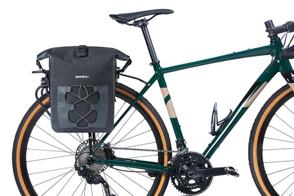 Basil Seitentasche Navigator Waterproof Single schwarz 25x14x34 cm 15l