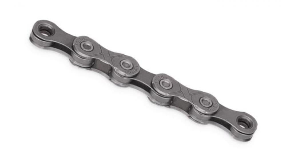 Graue KMC X-Glide Cues Fahrradkette für Shimano 9/10/11-fach Schaltungen mit 118 Gliedern auf weißem Hintergrund.