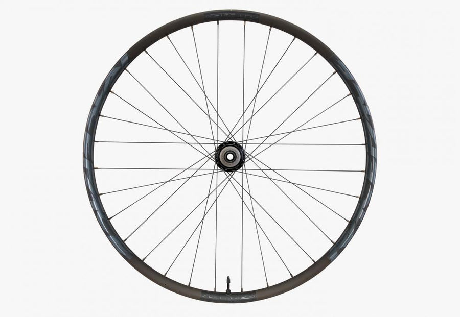 Race Face Aeffect R 27.5" eMTB Hinterrad, robustes Laufrad 148x12mm für E-Bike Performance.