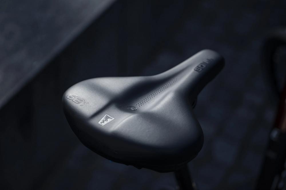 M-D SQlab Sattel 621 M-D active 2.1 18cm - Fahrradsattel