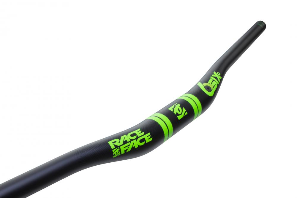 Race Face SixC Carbon Riser Lenker, 35.0, 820x20mm, UD Carbon/Green - maximaler Kontrolleffekt