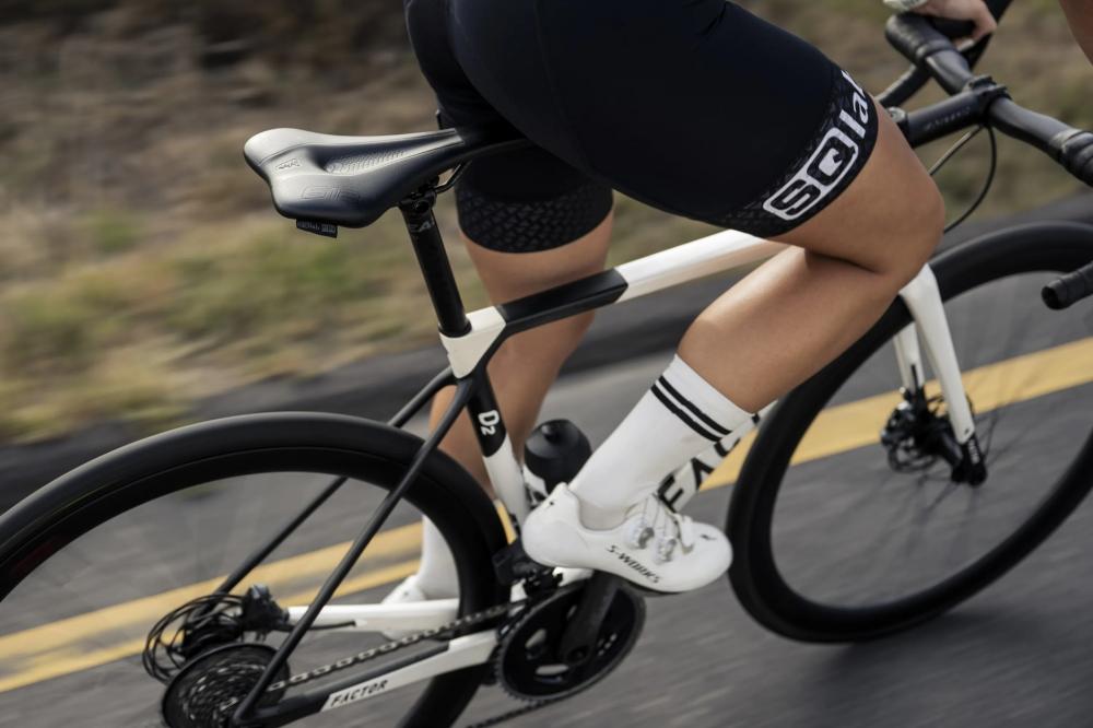 SQlab Sattel 612 ERGOWAVE® Carbon 14cm - Ergonomischer Fahrradsattel mit Stufensattel-Technologie