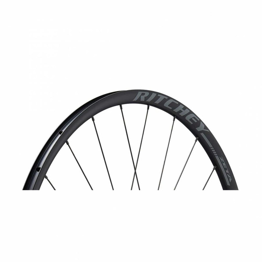 Schwarzes Ritchey Comp Zeta GX 27.5 Zoll Tubeless Ready Fahrradlaufrad mit Speichen.