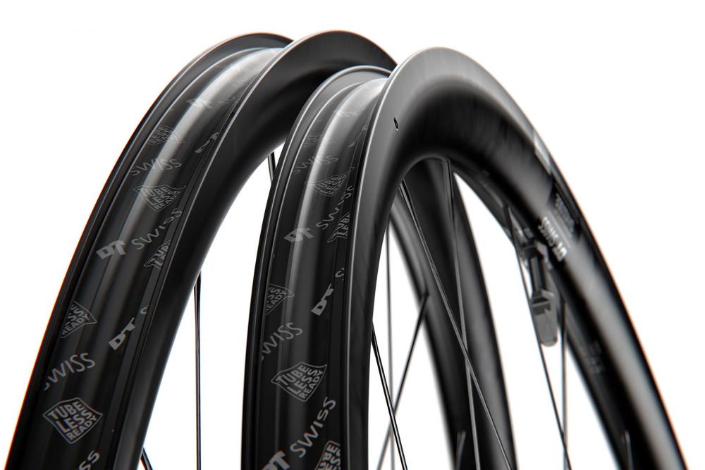 DT Swiss Laufrad AR 1600 SPLINE 29" 622 x 20 mm Schwarz - aerodynamisches Disc-Laufrad