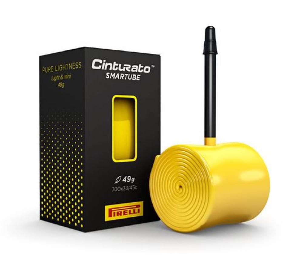 Gelber Pirelli Cinturato SmarTUBE Fahrradschlauch (49g, 28 Zoll, 33-45-622) mit schwarzem Ventil und Verpackung.