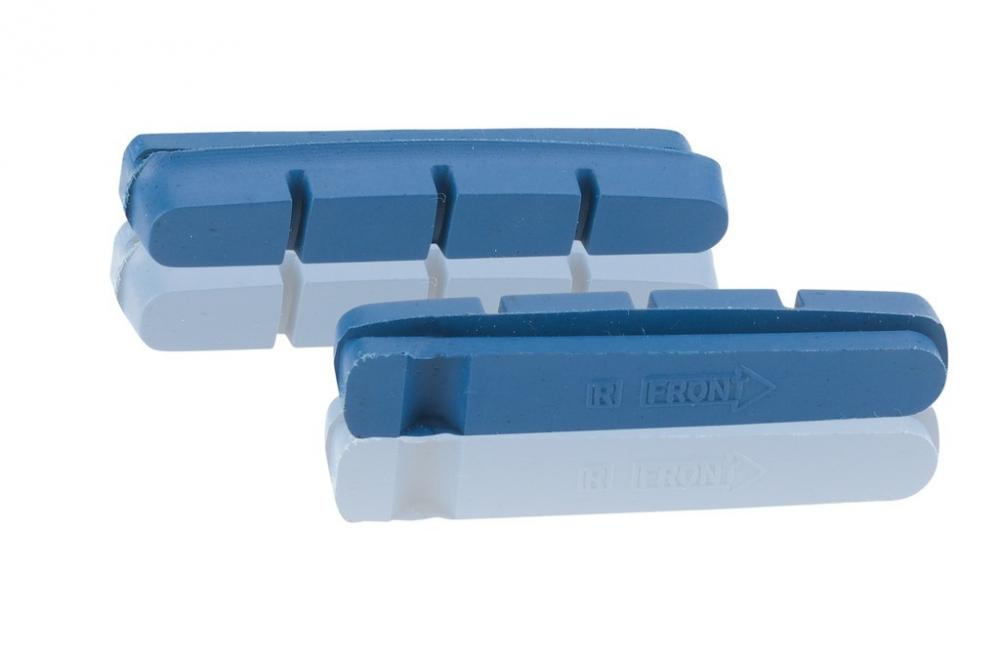 Vier blaue XLC BS-X01 Felgenbremsbeläge, 55mm, für Carbonfelgen.