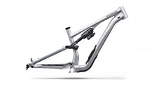 SJ 15 ALLOY FRM BRSH/LQDMET/CSTBLU S4 - Hochwertiger Aluminium-Rahmen