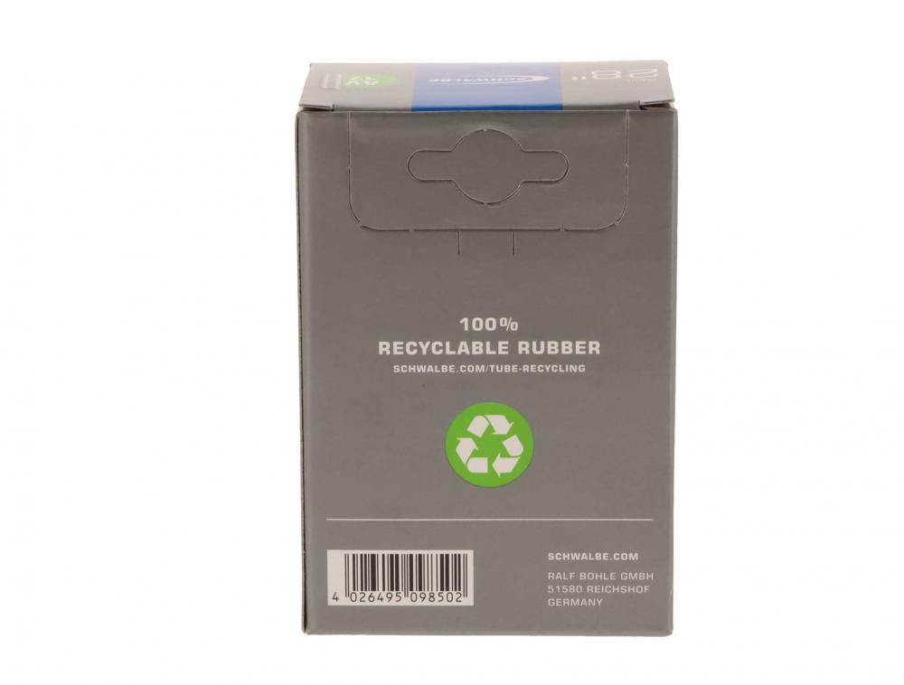 Schwalbe MARATHON PLUS Fahrradreifen-Set mit Schläuchen, Reifenhebern, Reflexband in Recycling-Verpackung.