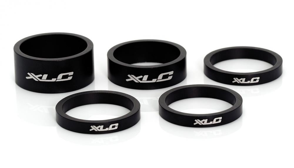 XLC A-Head Spacer-Set 1 Zoll, 3x5/1x10/1x15mm, Alu, matt schwarz, zur Lenkerhöhenanpassung.