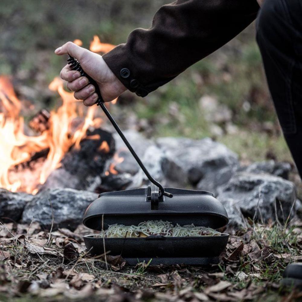 Petromax Deckelheber für Feuertopf, 34 cm, Stahl, schwarz, sicheres Anheben heißer Dutch Oven Deckel, ergonomischer Griff, auch als Schürhaken nutzbar