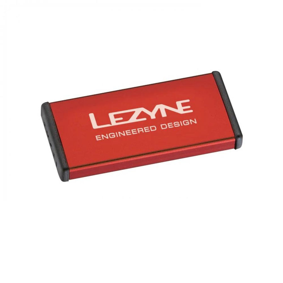 Lezyne Reparaturset METAL Kit Alu 6 Schlauchflicken 1 Anrauher seitliche Öffnung rot-glänzend